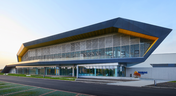 BIM建筑|宝马格常州工厂 | 工业感与现代学的设计碰撞 / VIRTUARCH 德建 BIM建筑|宝马格常州工厂 | 工业感与现代学的设计碰撞 / VIRTUARCH 德建