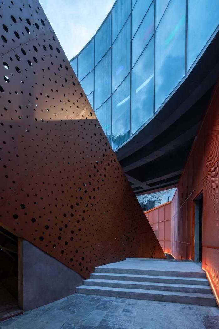 BIM建筑|809兵工厂遗址改造-酒店部分 / 三文建筑 BIM建筑|809兵工厂遗址改造-酒店部分 / 三文建筑