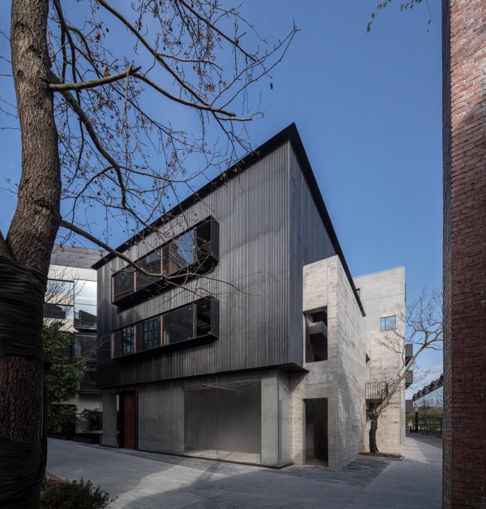 BIM建筑|光影舞动,野蛮生长——FOR天物空间 / 本哲建筑 BIM建筑|光影舞动,野蛮生长——FOR天物空间 / 本哲建筑