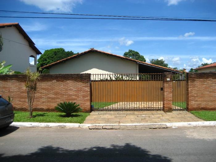 BIM建筑|自具结构形式美感的混凝土“网格”住宅 BIM建筑|自具结构形式美感的混凝土“网格”住宅