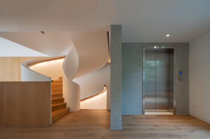 BIM建筑|静谧而温暖的空间,杭州 Spiral Villa / 堤由匡建筑设计工作室 BIM建筑|静谧而温暖的空间,杭州 Spiral Villa / 堤由匡建筑设计工作室