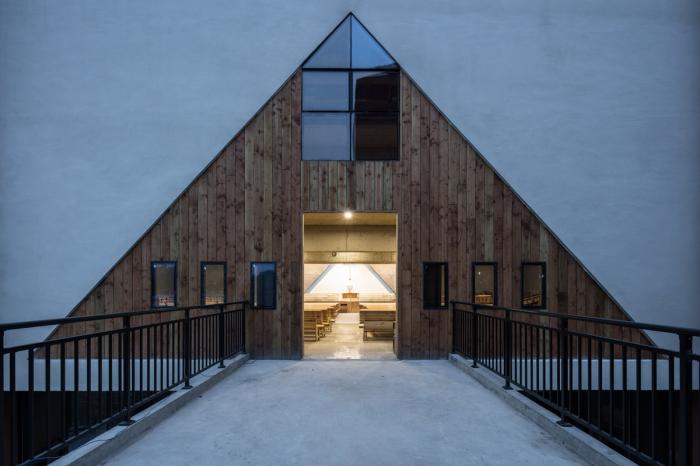 BIM建筑|场所的重构——绩溪基督教堂的对话与建造 / 如式建筑 BIM建筑|场所的重构——绩溪基督教堂的对话与建造 / 如式建筑