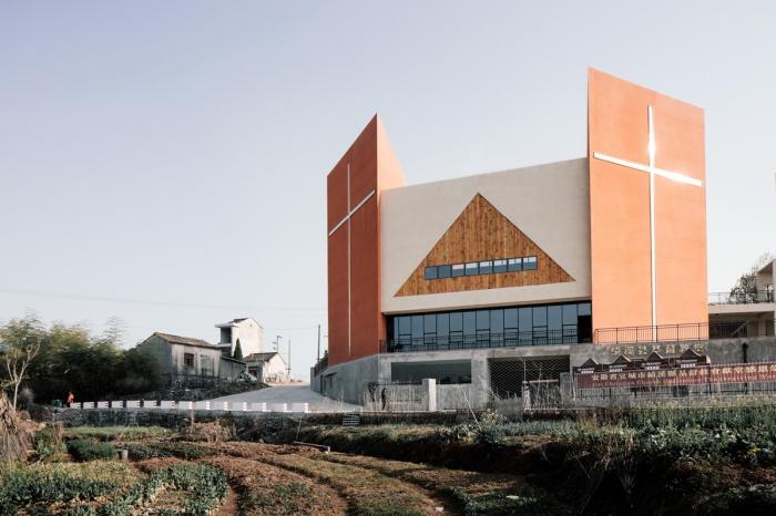 BIM建筑|场所的重构——绩溪基督教堂的对话与建造 / 如式建筑 BIM建筑|场所的重构——绩溪基督教堂的对话与建造 / 如式建筑