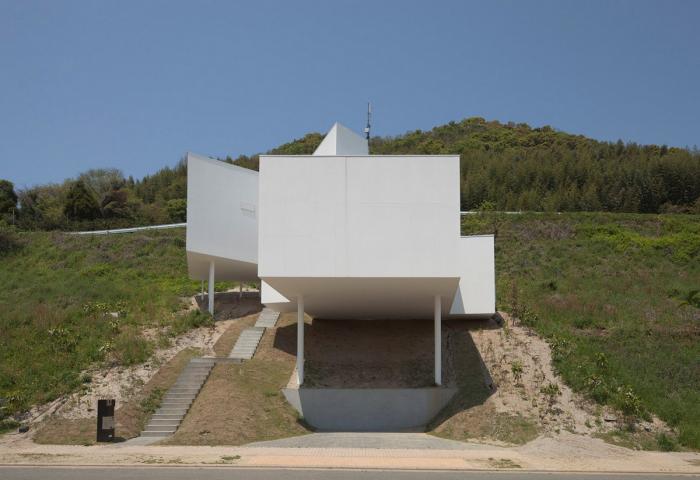 BIM建筑|斜坡上的住宅:8008 BIM建筑|斜坡上的住宅:8008