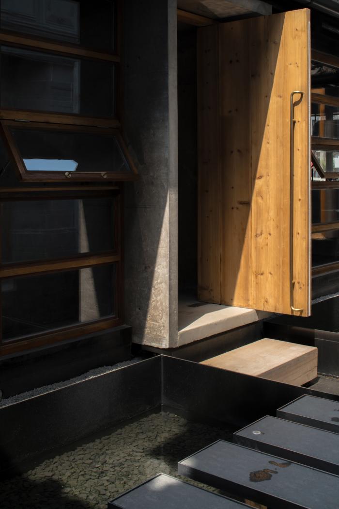 BIM建筑|江南老街与咖啡文化的碰撞:d-u 渡咖文集 / 本哲建筑 BIM建筑|江南老街与咖啡文化的碰撞:d-u 渡咖文集 / 本哲建筑