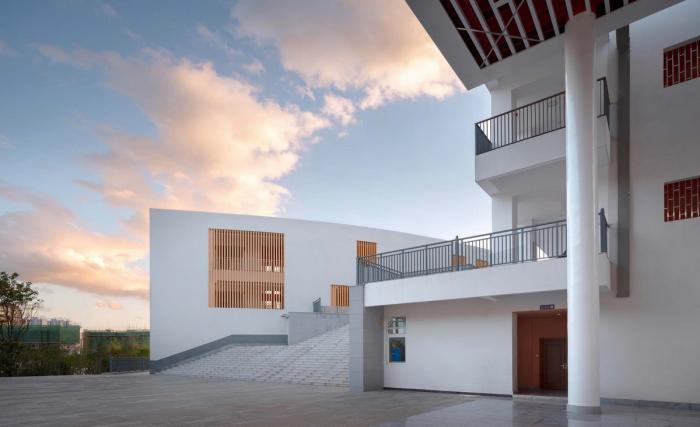 BIM建筑|立体“院落”空间:云南师范大学实验中学 / 清华大学建筑设计院 + 清华大学建筑学院 BIM建筑|立体“院落”空间:云南师范大学实验中学 / 清华大学建筑设计院 + 清华大学建筑学院