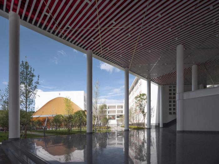 BIM建筑|立体“院落”空间:云南师范大学实验中学 / 清华大学建筑设计院 + 清华大学建筑学院 BIM建筑|立体“院落”空间:云南师范大学实验中学 / 清华大学建筑设计院 + 清华大学建筑学院