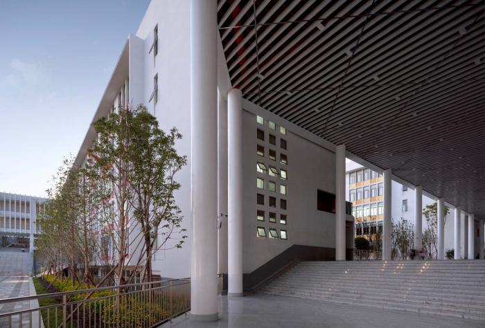 BIM建筑|立体“院落”空间:云南师范大学实验中学 / 清华大学建筑设计院 + 清华大学建筑学院 BIM建筑|立体“院落”空间:云南师范大学实验中学 / 清华大学建筑设计院 + 清华大学建筑学院