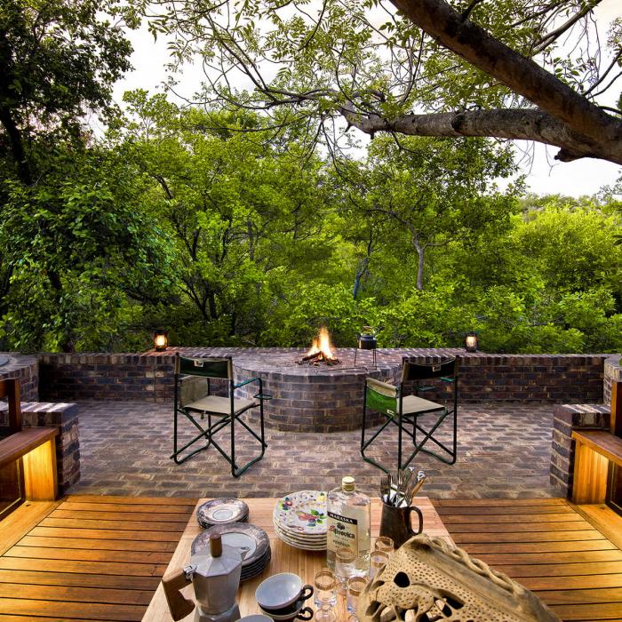 BIM建筑|清幽简居,消隐于森林:南非狭长之宅 BIM建筑|清幽简居,消隐于森林:南非狭长之宅