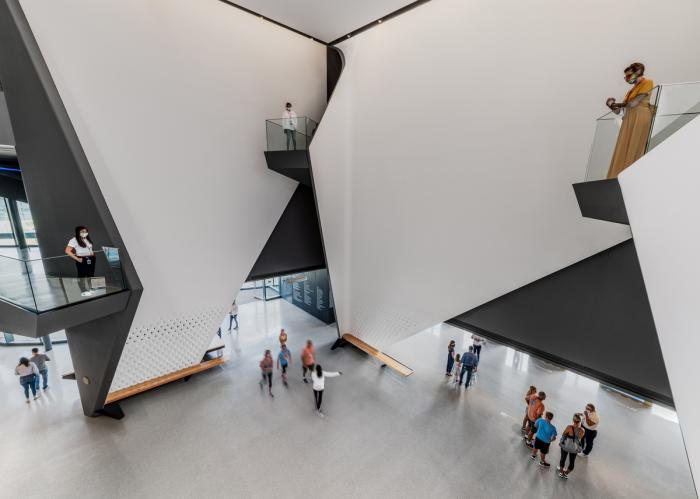 BIM建筑|如“风车”般旋转:美国奥林匹克博物馆 / DS+R BIM建筑|如“风车”般旋转:美国奥林匹克博物馆 / DS+R