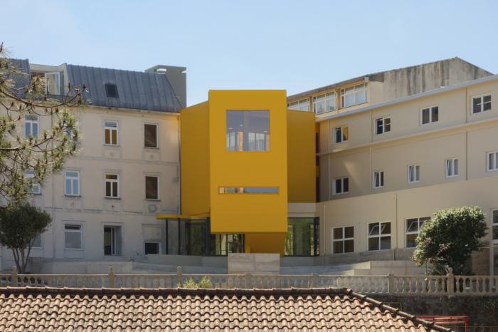 BIM建筑|单调色中的一道亮丽风景:ARTAVE/CCM 音乐学院加建 BIM建筑|单调色中的一道亮丽风景:ARTAVE/CCM 音乐学院加建