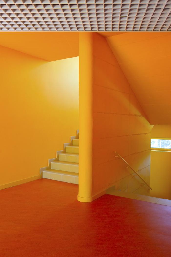 BIM建筑|单调色中的一道亮丽风景:ARTAVE/CCM 音乐学院加建 BIM建筑|单调色中的一道亮丽风景:ARTAVE/CCM 音乐学院加建