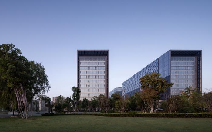 BIM建筑|亚厦集团总部:企业的磁场与工艺的礼赞 / goa大象设计 BIM建筑|亚厦集团总部:企业的磁场与工艺的礼赞 / goa大象设计