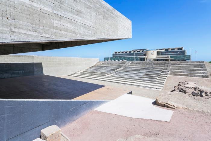 BIM建筑|沙漠遗址中的露天剧场,玻利维亚 BIM建筑|沙漠遗址中的露天剧场,玻利维亚