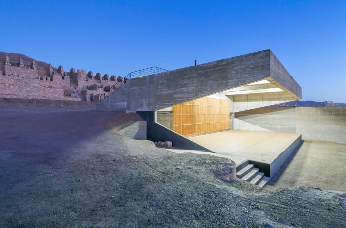 BIM建筑|沙漠遗址中的露天剧场,玻利维亚 BIM建筑|沙漠遗址中的露天剧场,玻利维亚