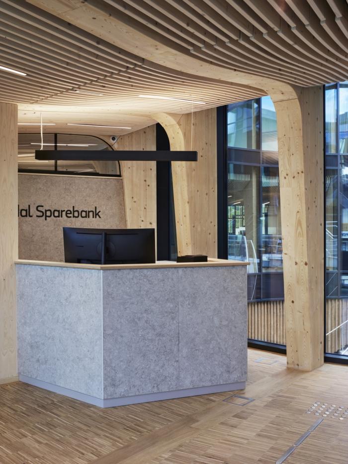 BIM建筑|挪威收藏图书馆:垂直木材编织出柔和立面 / Helen & Hard BIM建筑|挪威收藏图书馆:垂直木材编织出柔和立面 / Helen & Hard