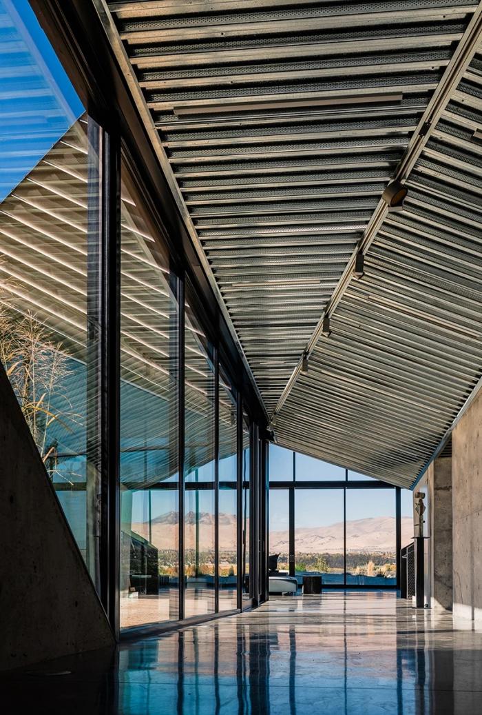 BIM建筑|美国西部荒漠中的“变形器”住宅 / OPA BIM建筑|美国西部荒漠中的“变形器”住宅 / OPA