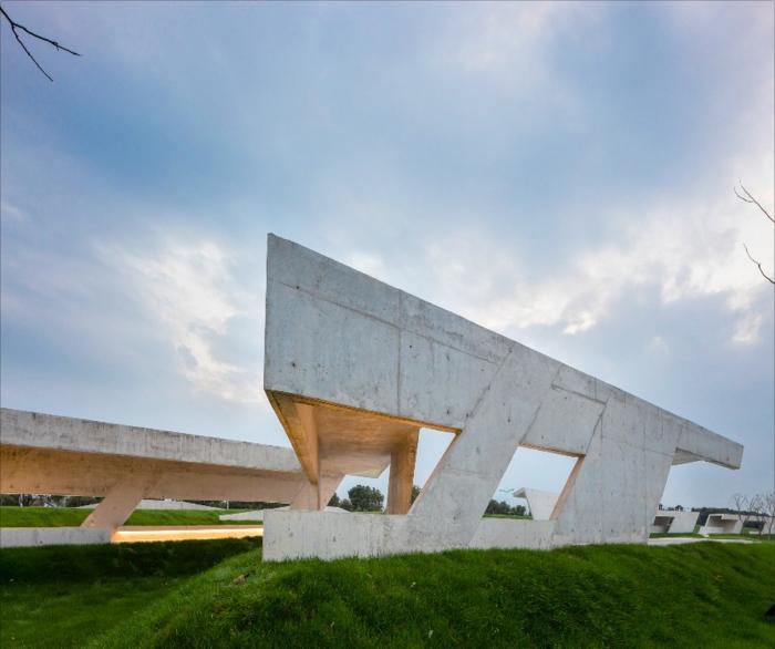 BIM建筑|上海景观游廊 / 德国珮帕施城市发展咨询 + 上海tf建筑事务所 BIM建筑|上海景观游廊 / 德国珮帕施城市发展咨询 + 上海tf建筑事务所