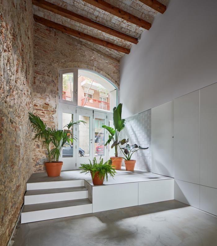 BIM建筑|巴塞罗那住宅改造,纵向贯通 / estudi08014 BIM建筑|巴塞罗那住宅改造,纵向贯通 / estudi08014