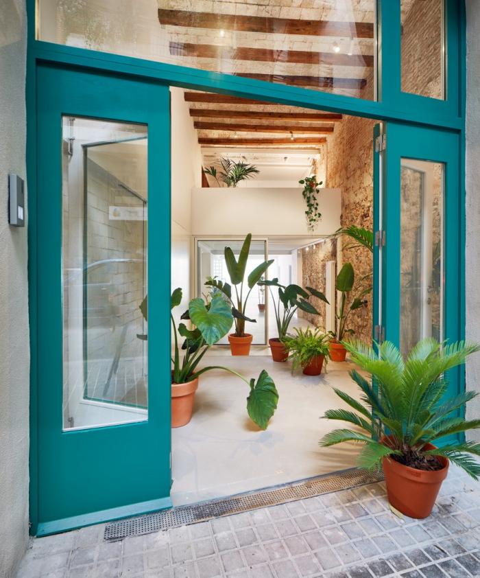 BIM建筑|巴塞罗那住宅改造,纵向贯通 / estudi08014 BIM建筑|巴塞罗那住宅改造,纵向贯通 / estudi08014