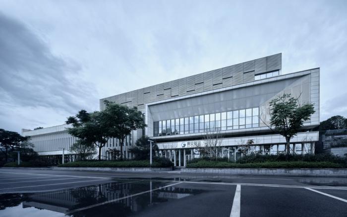 BIM建筑|版权云工作基地——国内首发国家数字音像传播服务平台 / 上海华都建筑规划设计 BIM建筑|版权云工作基地——国内首发国家数字音像传播服务平台 / 上海华都建筑规划设计