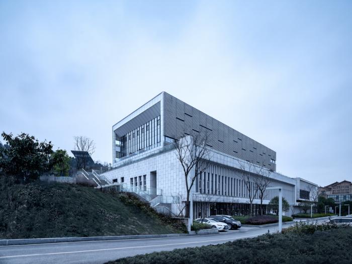 BIM建筑|版权云工作基地——国内首发国家数字音像传播服务平台 / 上海华都建筑规划设计 BIM建筑|版权云工作基地——国内首发国家数字音像传播服务平台 / 上海华都建筑规划设计