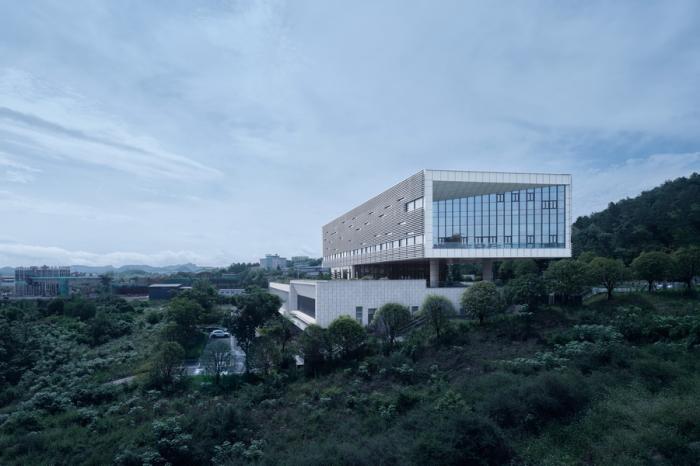 BIM建筑|版权云工作基地——国内首发国家数字音像传播服务平台 / 上海华都建筑规划设计 BIM建筑|版权云工作基地——国内首发国家数字音像传播服务平台 / 上海华都建筑规划设计