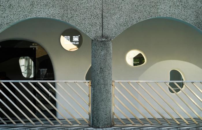 BIM建筑|梵誓珠宝上生新所店 / 平介设计 BIM建筑|梵誓珠宝上生新所店 / 平介设计