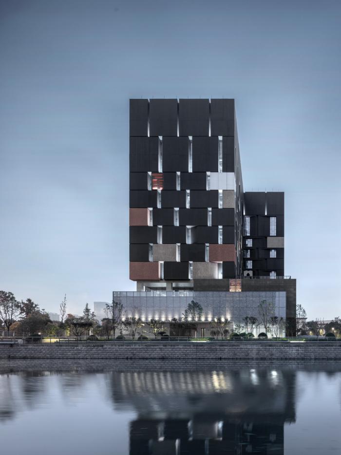 BIM建筑|砌筑的历史:宁波城市建设档案馆 / DC国际 · c+d 设计研究中心 BIM建筑|砌筑的历史:宁波城市建设档案馆 / DC国际 · c+d 设计研究中心