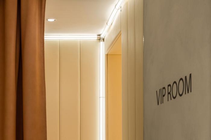 BIM建筑|秩序中的百变空间——J1M5 买手店 / 万社设计 BIM建筑|秩序中的百变空间——J1M5 买手店 / 万社设计