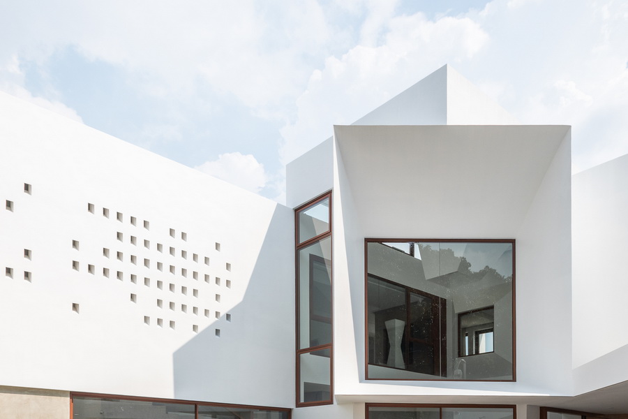 BIM建筑|观景宅 / Jim Caumeron Design BIM建筑|观景宅 / Jim Caumeron Design