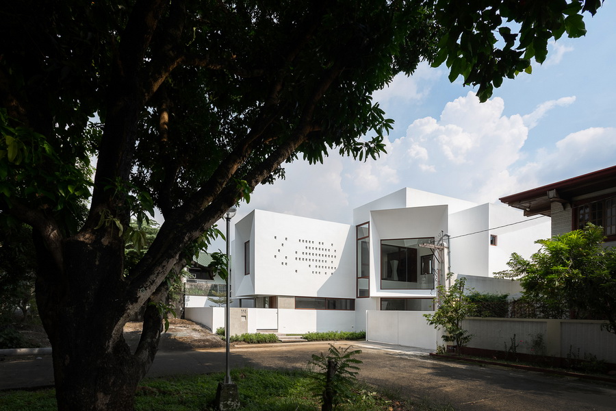 BIM建筑|观景宅 / Jim Caumeron Design BIM建筑|观景宅 / Jim Caumeron Design