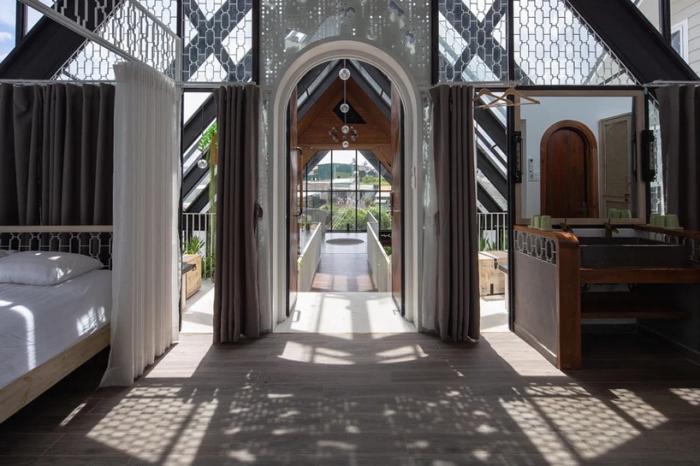 BIM建筑|星光熠熠,夜幕下的巨型灯笼 / Le House BIM建筑|星光熠熠,夜幕下的巨型灯笼 / Le House