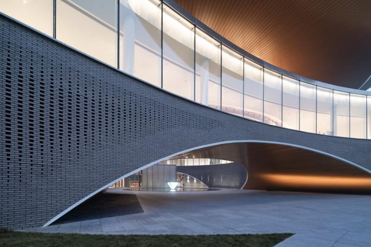 BIM建筑|建业·蓝海郑风酒店综合体 / 上海日清建筑设计 BIM建筑|建业·蓝海郑风酒店综合体 / 上海日清建筑设计