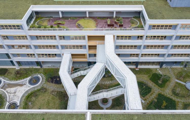 BIM建筑|秩序的启迪——上海市高安路第一小学华展校区 / 山水秀建筑事务所 BIM建筑|秩序的启迪——上海市高安路第一小学华展校区 / 山水秀建筑事务所