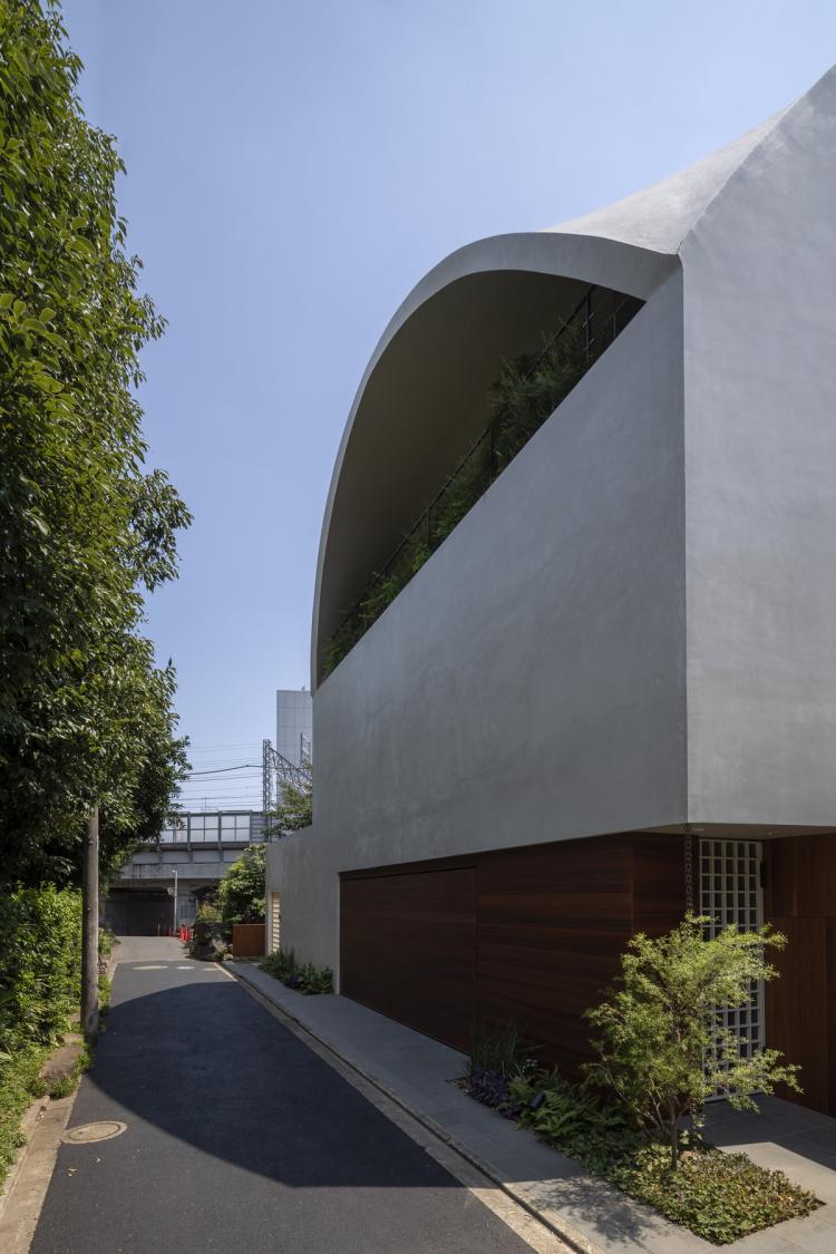 BIM建筑|东京天空洞穴住宅:静谧的自然居所 / IKAWAYA Architects BIM建筑|东京天空洞穴住宅:静谧的自然居所 / IKAWAYA Architects