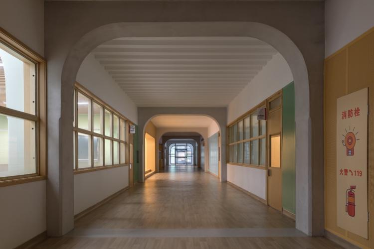 BIM建筑|秩序的启迪——上海市高安路第一小学华展校区 / 山水秀建筑事务所 BIM建筑|秩序的启迪——上海市高安路第一小学华展校区 / 山水秀建筑事务所