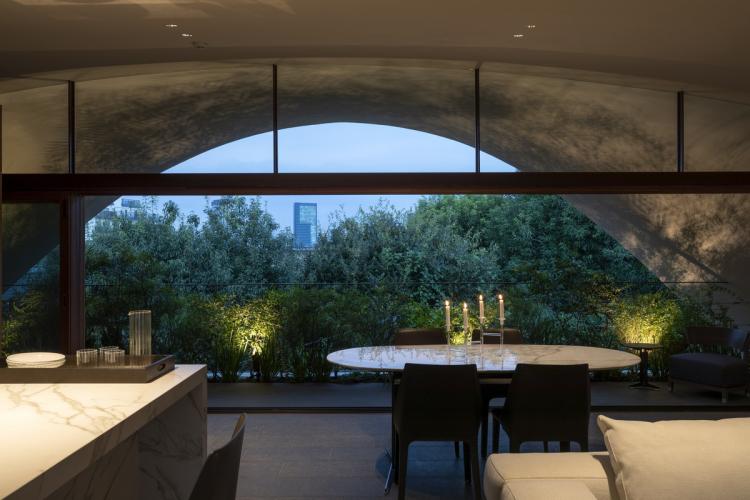 BIM建筑|东京天空洞穴住宅:静谧的自然居所 / IKAWAYA Architects BIM建筑|东京天空洞穴住宅:静谧的自然居所 / IKAWAYA Architects