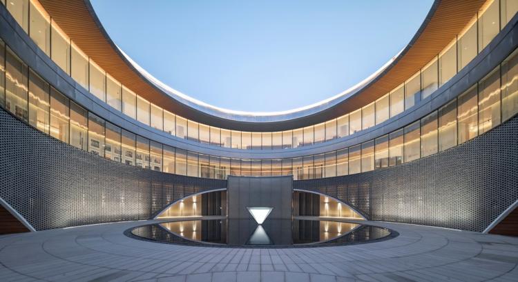 BIM建筑|建业·蓝海郑风酒店综合体 / 上海日清建筑设计 BIM建筑|建业·蓝海郑风酒店综合体 / 上海日清建筑设计