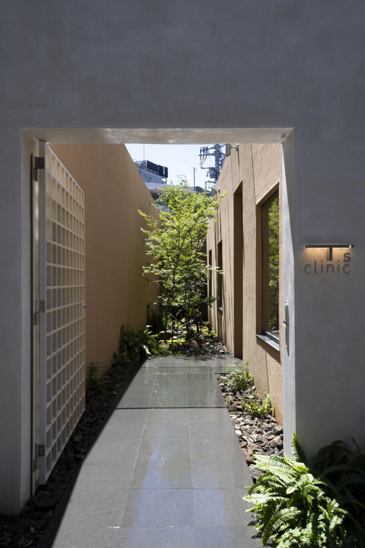 BIM建筑|东京天空洞穴住宅:静谧的自然居所 / IKAWAYA Architects BIM建筑|东京天空洞穴住宅:静谧的自然居所 / IKAWAYA Architects