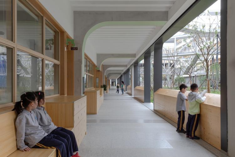 BIM建筑|秩序的启迪——上海市高安路第一小学华展校区 / 山水秀建筑事务所 BIM建筑|秩序的启迪——上海市高安路第一小学华展校区 / 山水秀建筑事务所