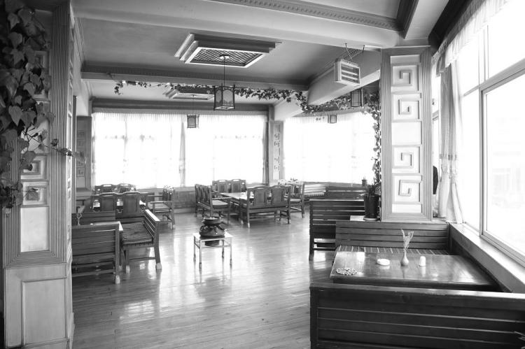 BIM建筑|喀拉卡尔藏族美食文化中心,香格里拉 / 平介设计 BIM建筑|喀拉卡尔藏族美食文化中心,香格里拉 / 平介设计