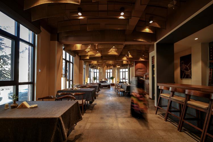 BIM建筑|喀拉卡尔藏族美食文化中心,香格里拉 / 平介设计 BIM建筑|喀拉卡尔藏族美食文化中心,香格里拉 / 平介设计