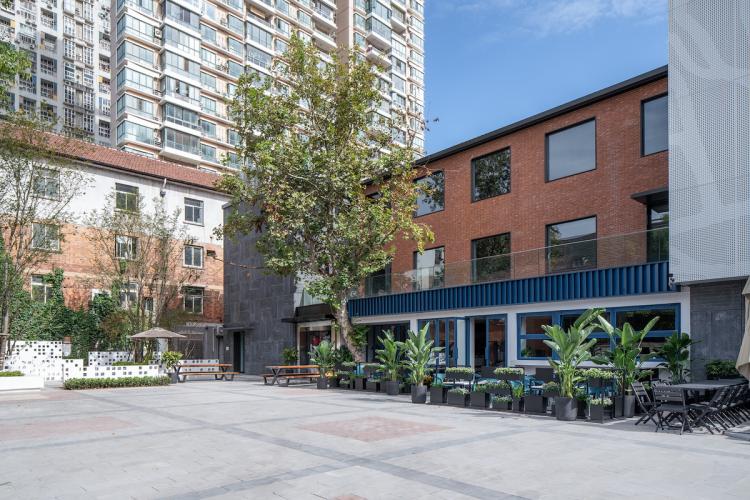 BIM建筑|陕康里:老上海风情创意街区 / COLORFULL 昱景设计 BIM建筑|陕康里:老上海风情创意街区 / COLORFULL 昱景设计