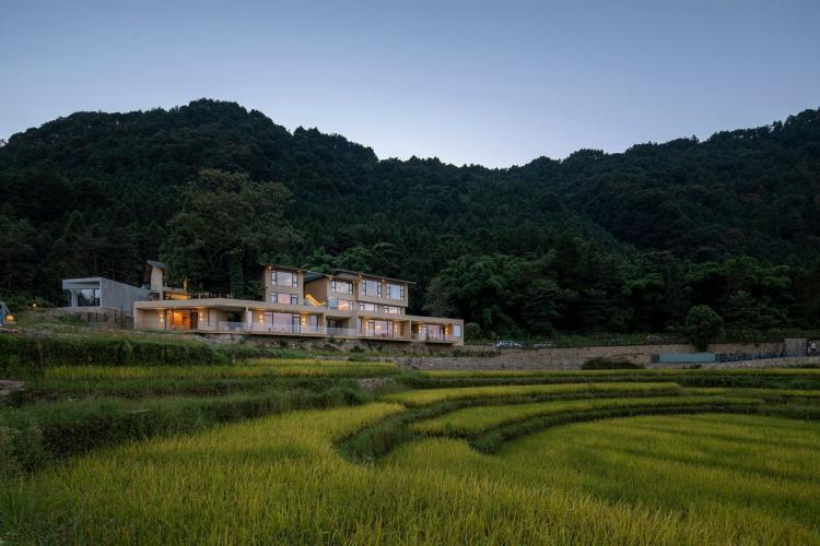 BIM建筑|可居可游,在半山稻田之间:重庆垫江巴谷宿集建筑设计 / 三文建筑 BIM建筑|可居可游,在半山稻田之间:重庆垫江巴谷宿集建筑设计 / 三文建筑