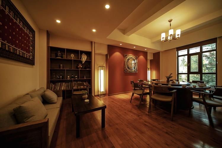 BIM建筑|喀拉卡尔藏族美食文化中心,香格里拉 / 平介设计 BIM建筑|喀拉卡尔藏族美食文化中心,香格里拉 / 平介设计