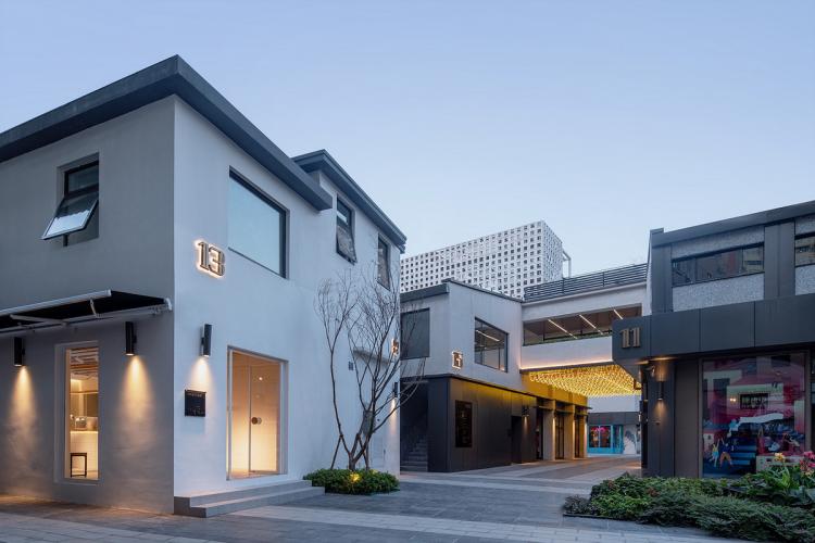 BIM建筑|陕康里:老上海风情创意街区 / COLORFULL 昱景设计 BIM建筑|陕康里:老上海风情创意街区 / COLORFULL 昱景设计