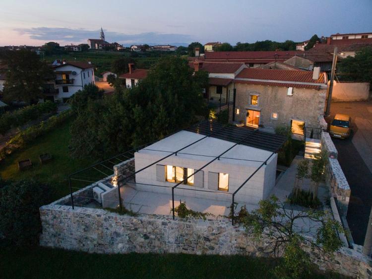 BIM建筑|岩溶住宅,废弃谷仓的新生 建筑鉴赏 第3张-BIM建筑网 BIM建筑|岩溶住宅,废弃谷仓的新生 建筑鉴赏 第3张