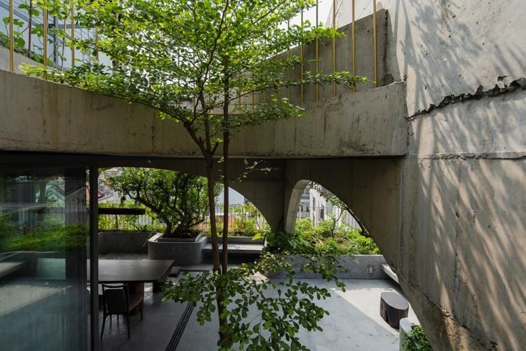 BIM建筑|胡志明市花小姐之家,原始之中一簇自然绿 / H.2 建筑鉴赏 第16张-BIM建筑网 BIM建筑|胡志明市花小姐之家,原始之中一簇自然绿 / H.2 建筑鉴赏 第16张