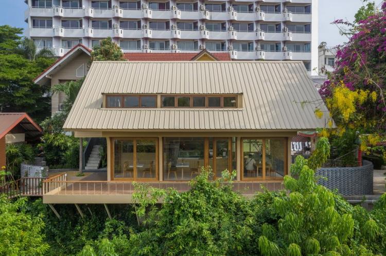 BIM建筑|阿瑜陀耶特瓦咖啡馆 / BodinChapa Architects 建筑鉴赏 第15张-BIM建筑网 BIM建筑|阿瑜陀耶特瓦咖啡馆 / BodinChapa Architects 建筑鉴赏 第15张